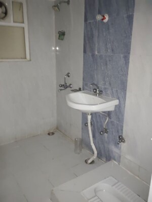 Bathroom in 2 BHK Apartment at Sargam Apartment, Jankipuram – for Rent