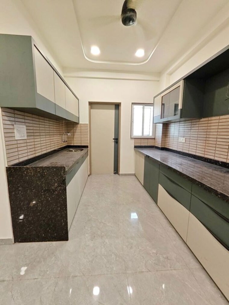 Kitchen, shivalaya-someshwar-enclave 3 Bedroom 1750 Sq.Ft. Apartment In Wathoda Nagpur 10681703