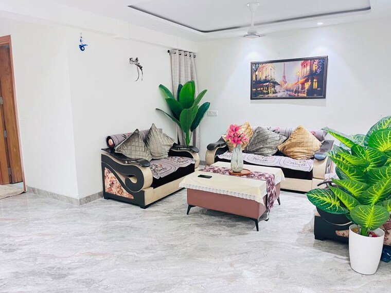 Living Room, gwal pahari 3 Bedroom 1170 Sq.Ft. Builder Floor In Gwal Pahari Gurgaon 10681755