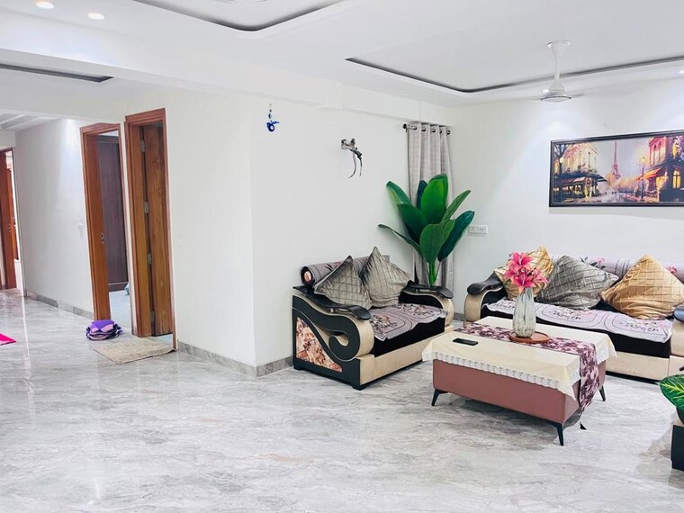 Living Room, gwal pahari 3 Bedroom 1170 Sq.Ft. Builder Floor In Gwal Pahari Gurgaon 10681755