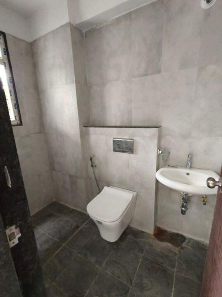 Bathroom, karve-putala 1 Bedroom 660 Sq.Ft. Apartment In Kothrud Pune 10681756