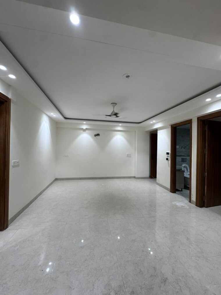 Room, gwal pahari 2 Bedroom 900 Sq.Ft. Builder Floor In Gwal Pahari Gurgaon 10681774
