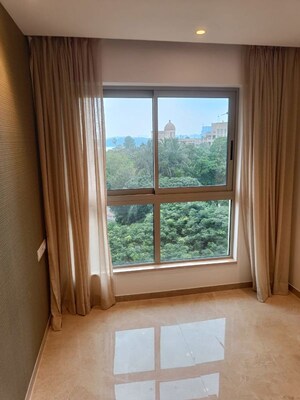 Hall in 2 BHK Apartment at Hiranandani Highland, Powai – for Rent