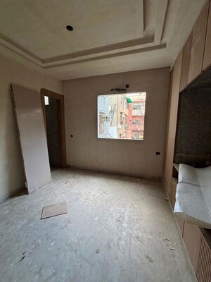 3 BHK Builder Floor For Rent in Rohini Sector 15