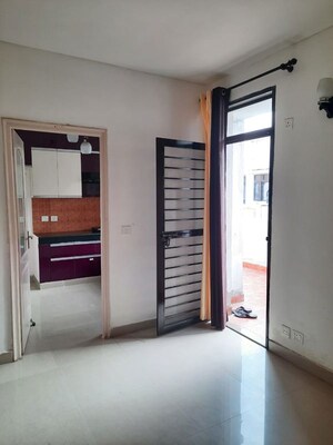 Room in 2.5 BHK Penthouse at Eldeco Mystic Green Phase II, Omicron I Greater Noida – for Sale