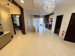 Room in 3 BHK Apartment at Jaswitha Luxor Apartments, Kokapet – for Rent
