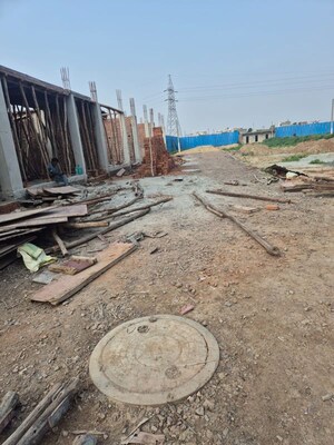 Plot Area in 3 BHK Villa at Paradise Aalayam Srishti Villa, Sector 16b Greater Noida – for Sale