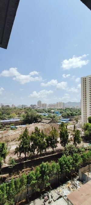 Plot Area in 2 BHK Apartment at Raymond Ten X Habitat, Pokhran Road No Two – for Rent