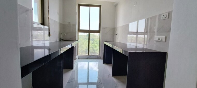Bathroom, raymond-ten-x-habitat 2 Bedroom 800 Sq.Ft. Apartment In Pokhran Road No Two Thane 10681825