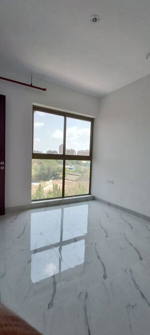 Room in 2 BHK Apartment at Raymond Ten X Habitat, Pokhran Road No Two – for Rent