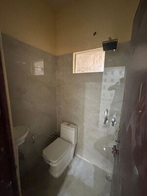 Bathroom in 3 BHK Villa at Sector 23 – for Rent