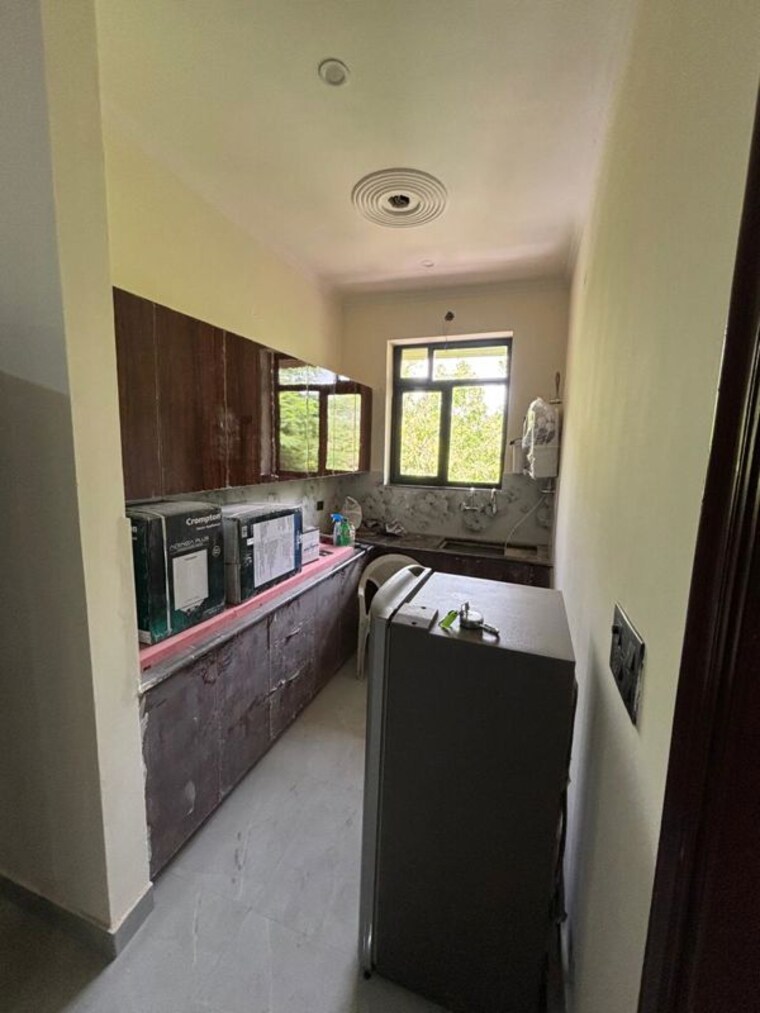 Kitchen, sector 23 3 Bedroom 2000 Sq.Ft. Villa In Sector 23 Gurgaon 10681846