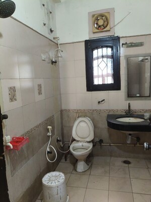 Bathroom in 2 BHK Builder Floor at Sector 61 – for Rent