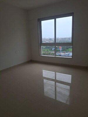 Room in 2 BHK Apartment at Hubtown Rising City, Ghatkopar East – for Sale