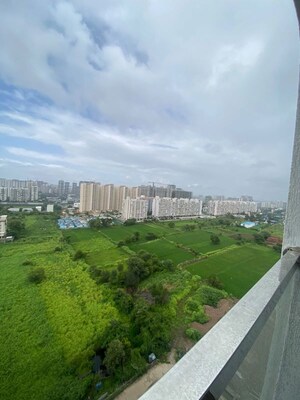 Plot Area in 2 BHK Apartment at VJ YashOne Infinitee, Tathawade – for Rent