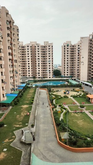 3 BHK Apartment For Rent in SRS Royal Hills, Sector 87