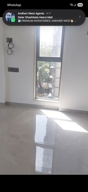 Room in 3 BHK Apartment at Shree Park Altezza, Andheri West – for Rent