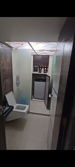Bathroom in 2.5 BHK Apartment at Parasmani Tower, Dadar East – for Rent