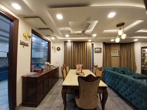 5 BHK Villa For Rent in Sector 50