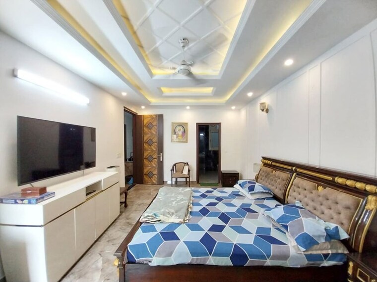 Bedroom, sector 50 5 Bedroom 240 Sq.Yd. Villa In Sector 50 Gurgaon 10681923