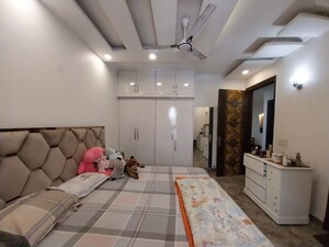 Kitchen in 5 BHK Villa at Sector 50 – for Rent