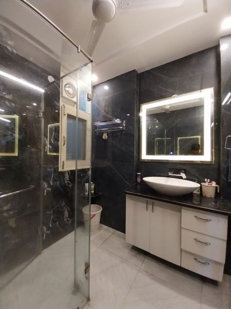 Kitchen, sector 50 5 Bedroom 240 Sq.Yd. Villa In Sector 50 Gurgaon 10681923