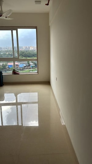 Room in 3 BHK Apartment at Hubtown Rising City, Ghatkopar East – for Sale