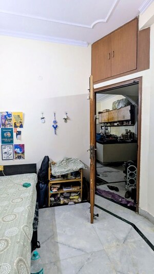 Furnished Amenities in 4 BHK Villa at Sector 31 – for Rent