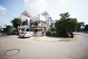 6 BHK Independent House – Exterior View View at Sector 23 - for Sale
