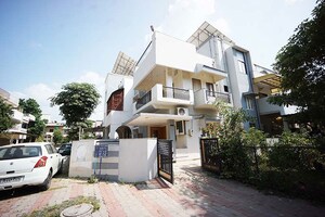 6 BHK Independent House – Exterior View View at Sector 23 - for Sale