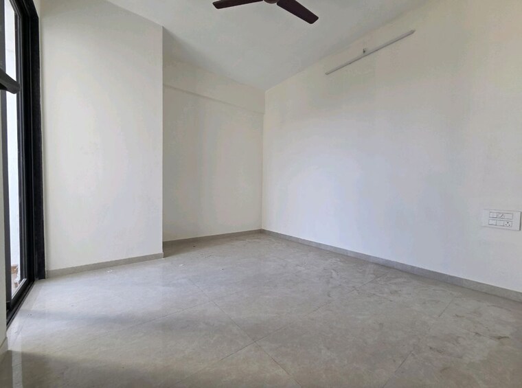 Room, damji-shamji-mahavir-spring-tulip-phase-1 3 Bedroom 842 Sq.Ft. Apartment In Pokhran Road No Two Thane 10681988