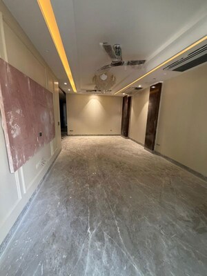Room in 3 BHK Builder Floor at New Rajinder Nagar – for Sale