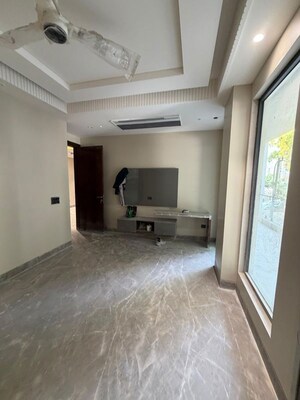 Room in 3 BHK Builder Floor at New Rajinder Nagar – for Sale