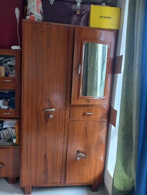 Furnished Amenities in 2.5 BHK Apartment at Indiabulls Centrum Park, Sector 103 – for Rent