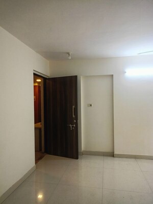 Room in 1 BHK Apartment at Avant Heritage, Jogeshwari East – for Rent