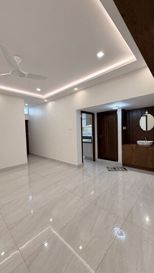 Room in 2.5 BHK Independent House at Yarandahalli – for Rent
