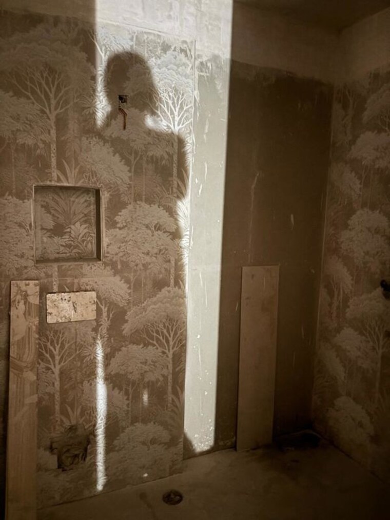 Bathroom, rohini sector 15 3 Bedroom 1400 Sq.Ft. Builder Floor In Rohini Sector 15 Delhi 10681808