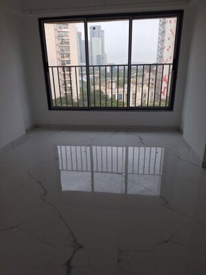 Room in 2 BHK Apartment at Pandurang Wadi – for Rent