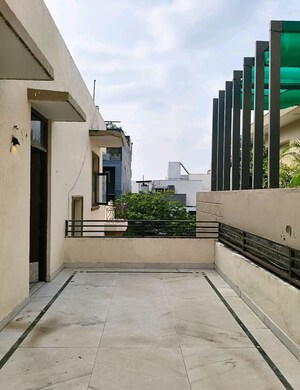 5 BHK Builder Floor For Sale in Vipul Belmonte, Sector 53