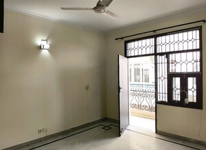 Room in 5 BHK Builder Floor at Vipul Belmonte, Sector 53 – for Sale