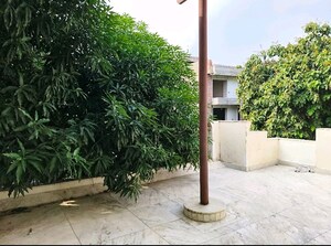 5 BHK Builder Floor – Garden View at Vipul Belmonte, Sector 53 - for Sale