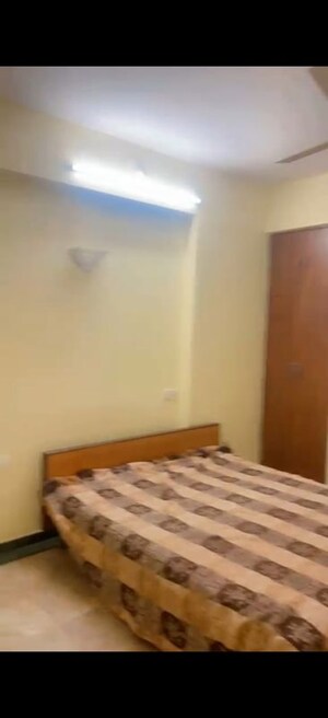 2 BHK Apartment For Rent in Hiranandani Meadows, Manpada