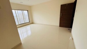 Room in 3 BHK Apartment at Sakar Swapna CHS, Andheri East – for Rent
