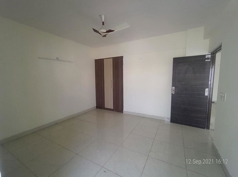 Room, shiv-sai-emerald-heights 3 Bedroom 2150 Sq.Ft. Apartment In Sector 88 Faridabad 10682084