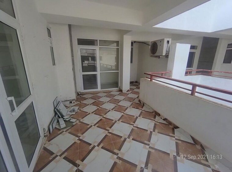 Kitchen, shiv-sai-emerald-heights 3 Bedroom 2150 Sq.Ft. Apartment In Sector 88 Faridabad 10682084