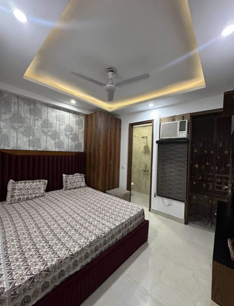 Bedroom, subhash nagar 3 Bedroom 130 Sq.Yd. Builder Floor In Subhash Nagar Delhi 10682110