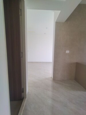 Room in 2 BHK Apartment at MPR Nilesh, Dahisar East – for Sale