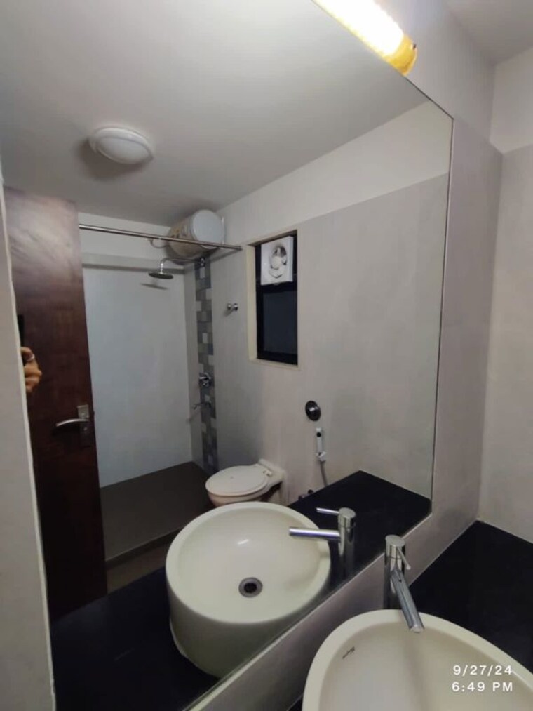 Bathroom, bramha-suncity 3 Bedroom 1600 Sq.Ft. Apartment In Wadgaon Sheri Pune 10682150