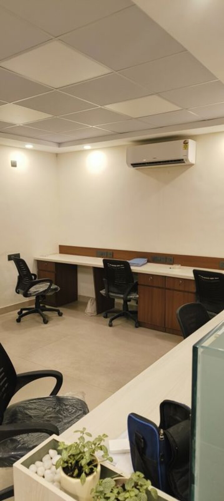 Team Area, kalkaji Commercial Office Space 1800 Sq.Ft. In Kalkaji Delhi 10682143