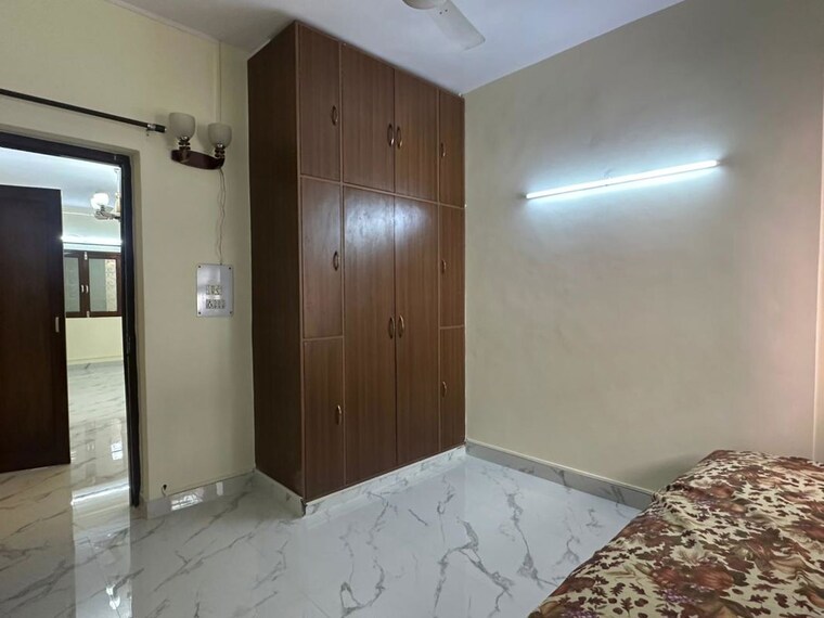 Room, greater kailash ii 2 Bedroom 1800 Sq.Ft. Builder Floor In Greater Kailash ii Delhi 10682164